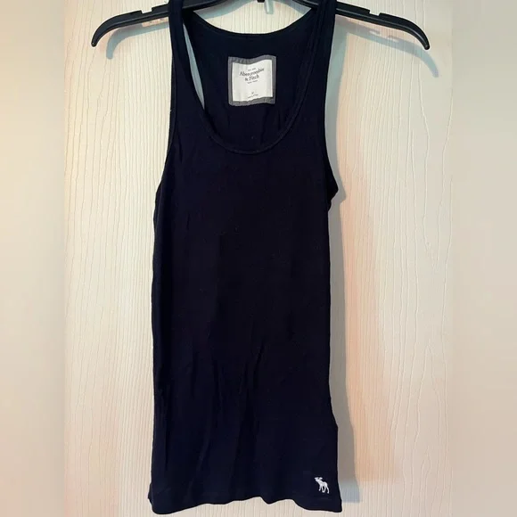 Navy Abercrombie tank - Picture 2 of 2